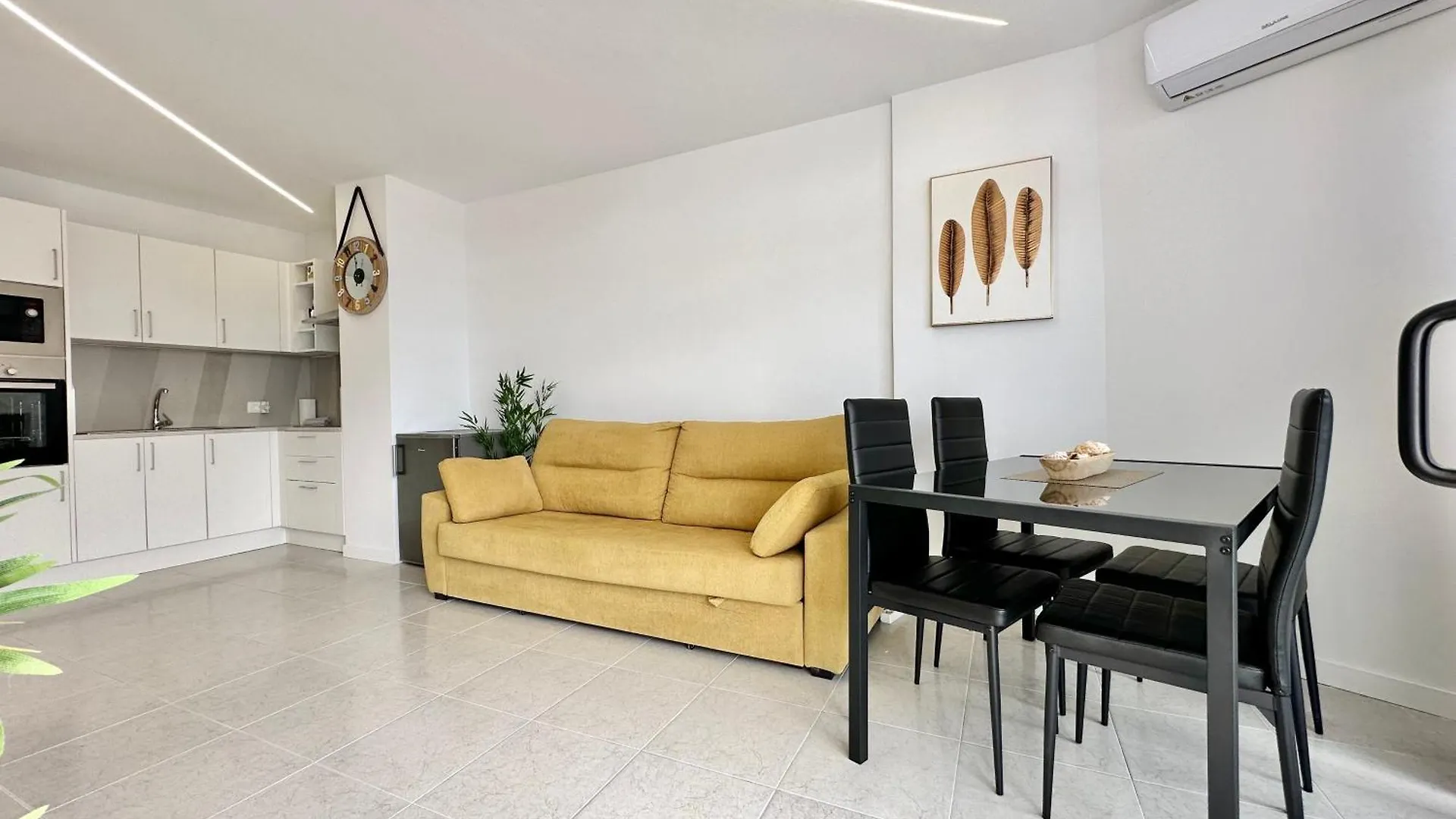 Torres De Yomely - M13E Apartment Arona  0*, Arona (Tenerife) Spain